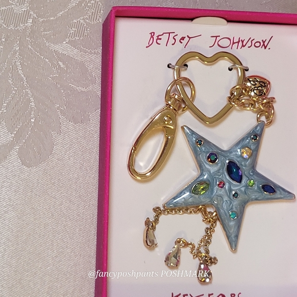 new! NWT in box! BETSEY JOHNSON key fob star magic sparkle purse charm logo tags - Picture 9 of 17